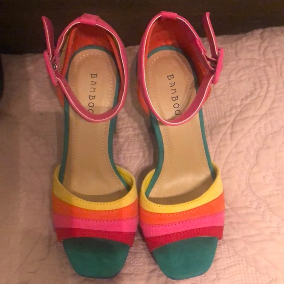 NWOT. Colorful platform heels - Picture 2 of 4